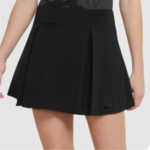 Nike golf skort with pockets